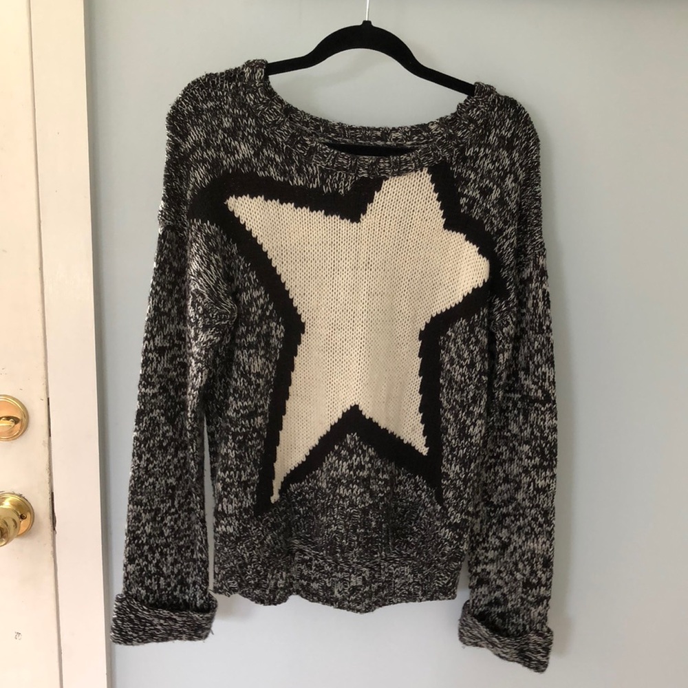 light STAR sweater